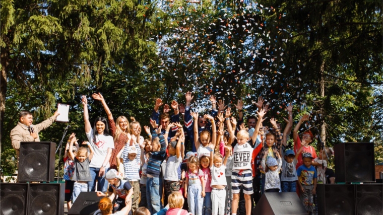 Приглашаем отметить выпускные и детские праздники в Парке Николаева