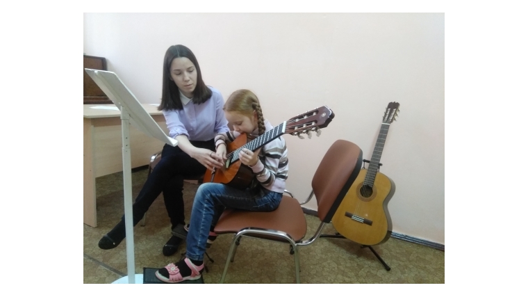 В Чебоксарской детской школе искусств № 4 прошла неделя открытых уроков молодых специалистов